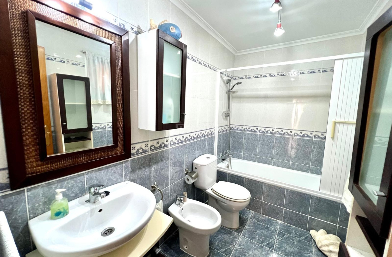 Odsprzedaż - Kamienica - Pinoso - Inland