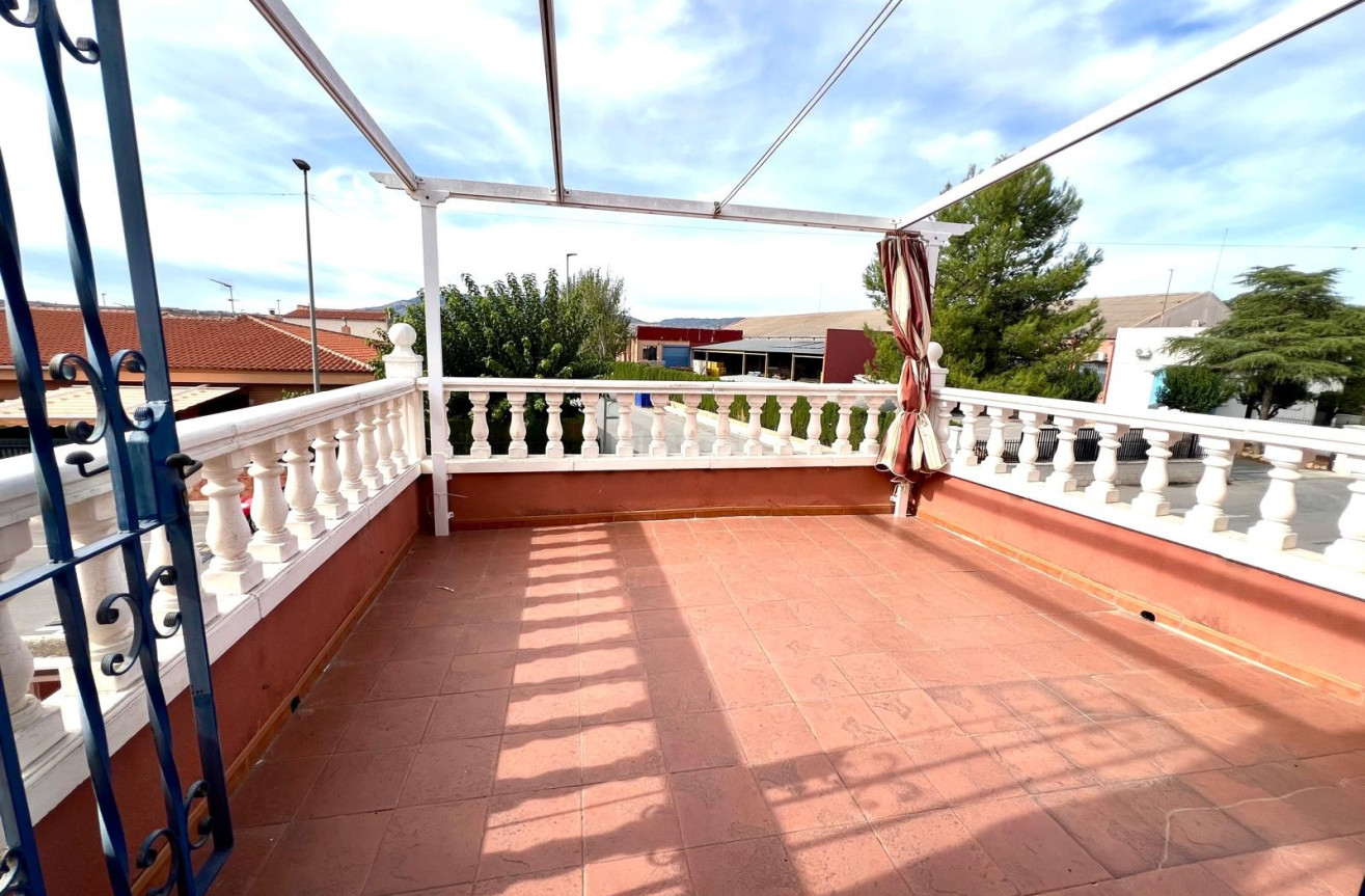 Odsprzedaż - Kamienica - Pinoso - Inland