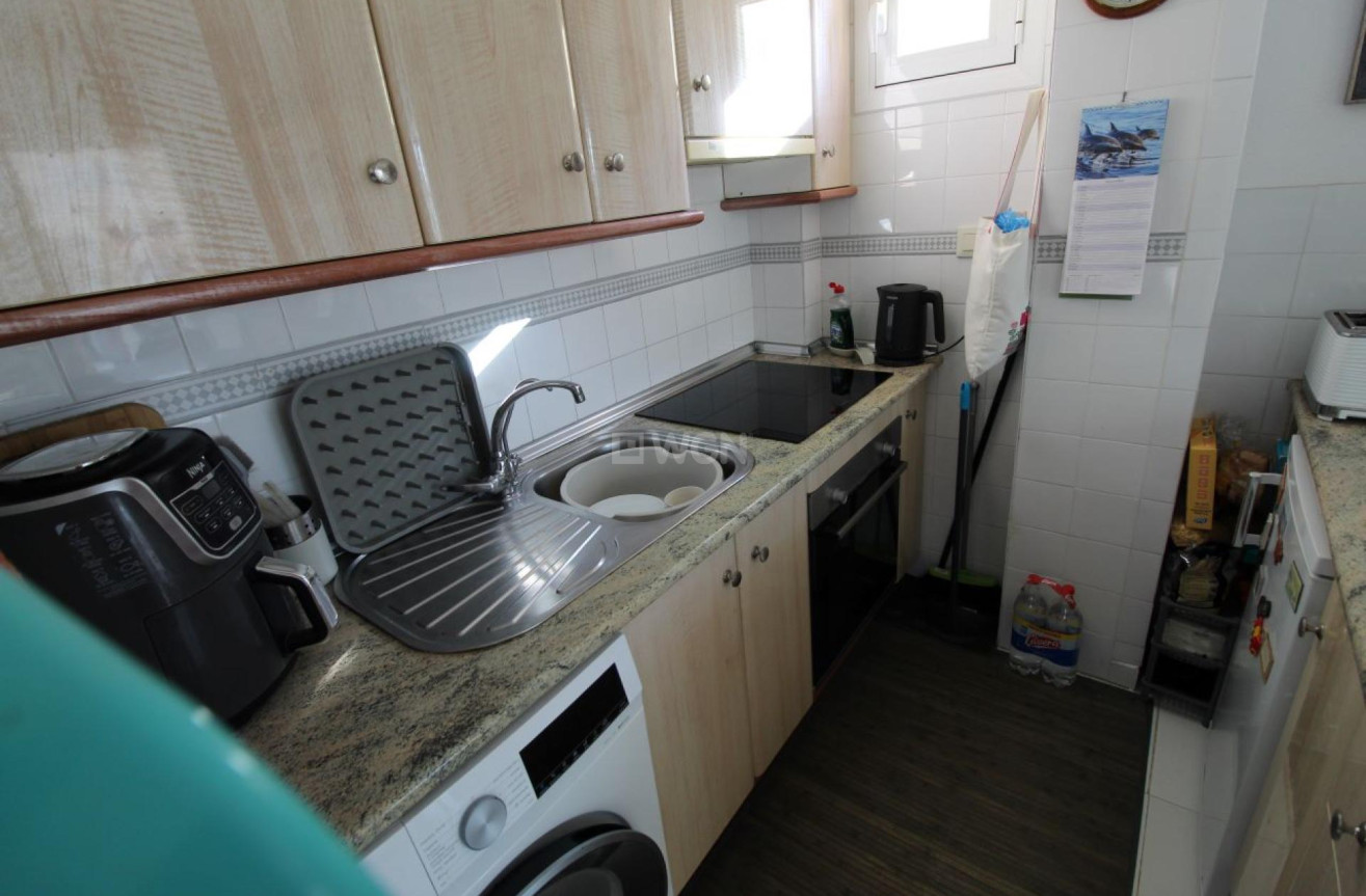 Odsprzedaż - Mieszkanie w bloku - Torrevieja - Costa Blanca