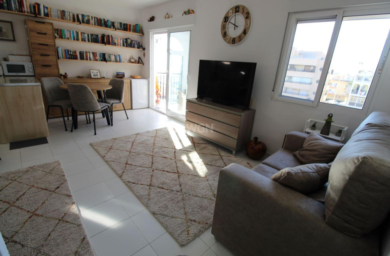 Odsprzedaż - Mieszkanie w bloku - Torrevieja - Costa Blanca