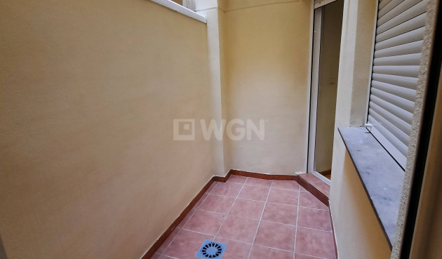 Reventa - Apartamento / piso - Almoradí - Colegio Canales Y Martinez