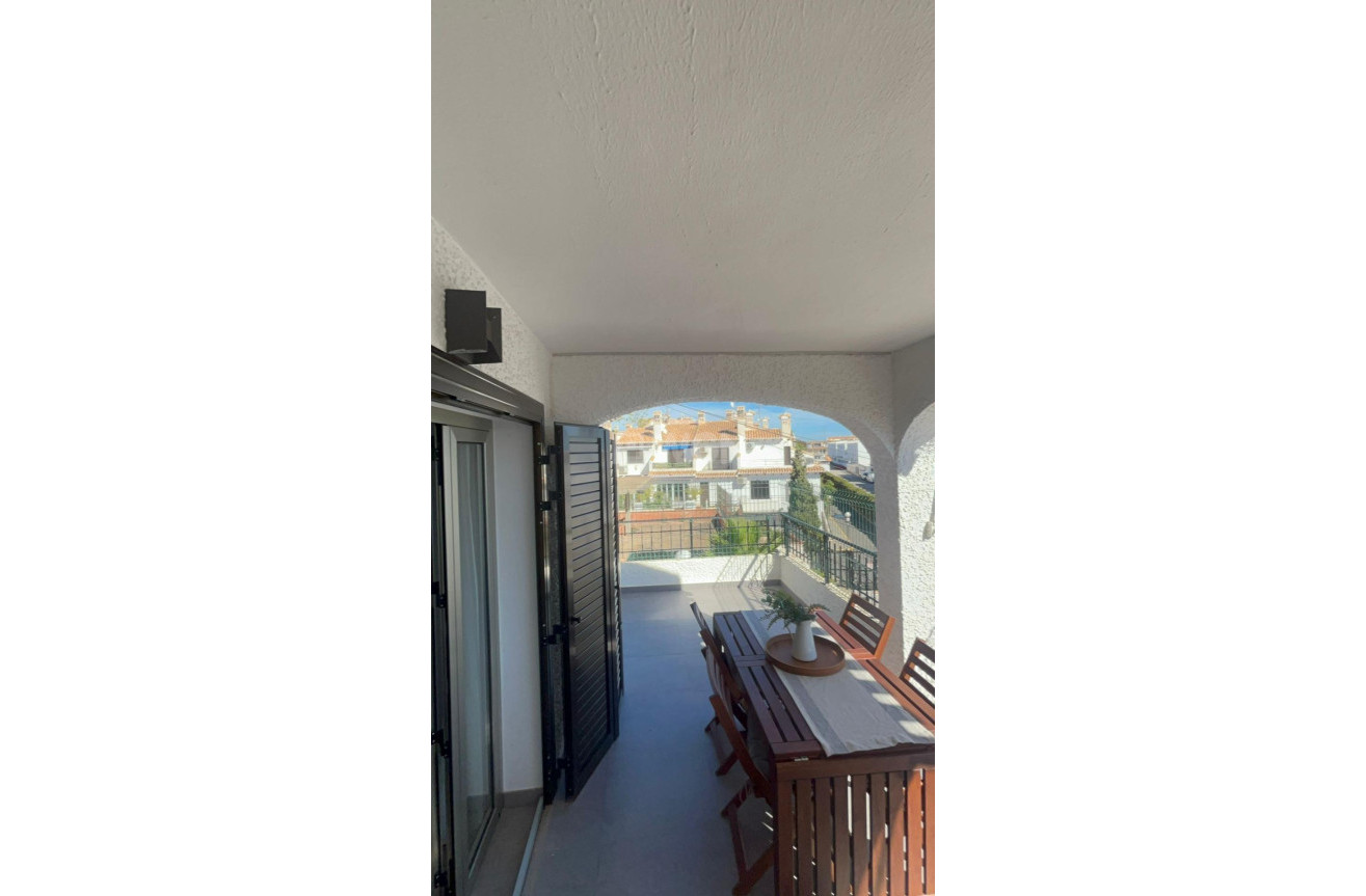 Odsprzedaż - Mieszkanie w bloku - Orihuela Costa - Cabo Roig