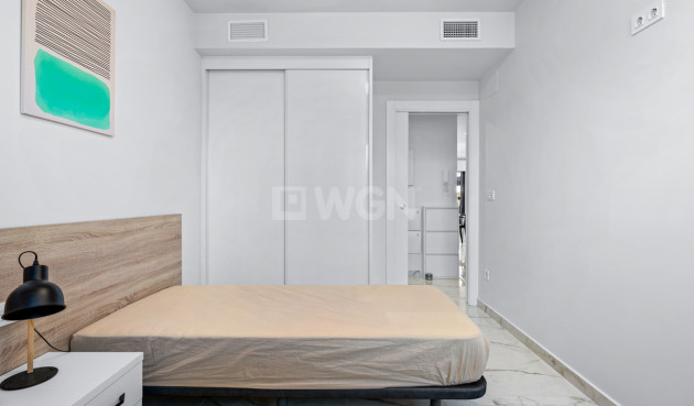 Resale - Apartment / flat - Villamartin - Costa Blanca