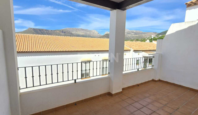 Odsprzedaż - Kamienica - Alcaucín - Inland