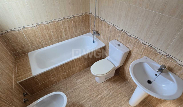 Odsprzedaż - Kamienica - Alcaucín - Inland