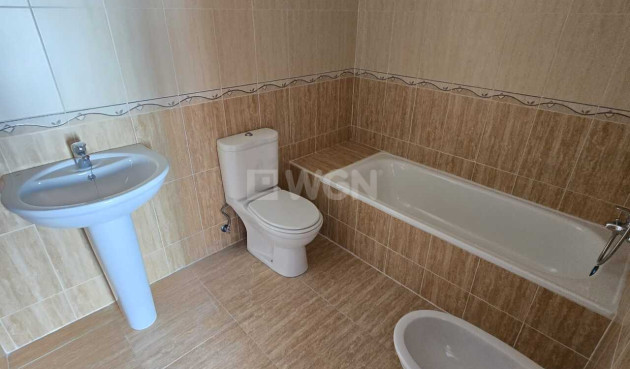 Odsprzedaż - Kamienica - Alcaucín - Inland