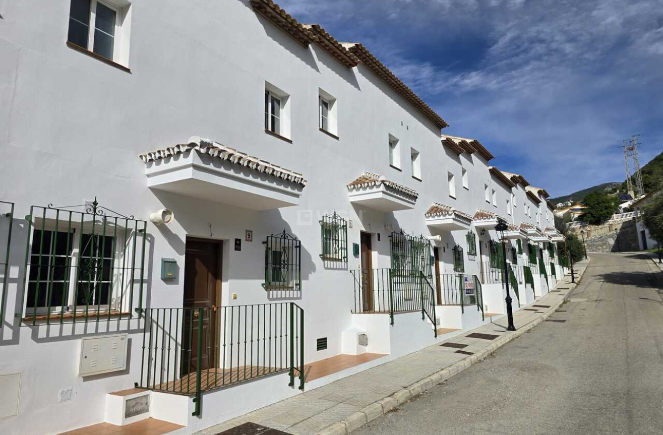 Odsprzedaż - Kamienica - Alcaucín - Inland