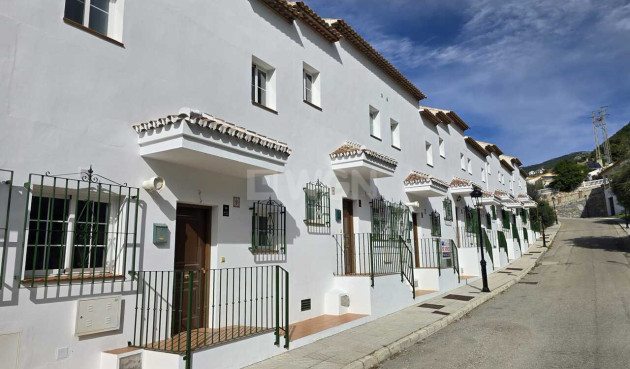 Odsprzedaż - Kamienica - Alcaucín - Inland