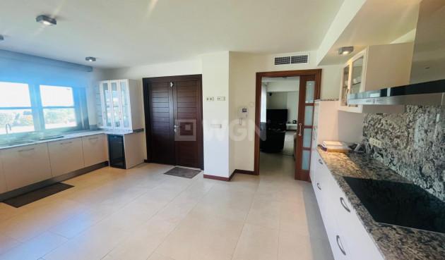 Odsprzedaż - Villa - Sucina - Inland