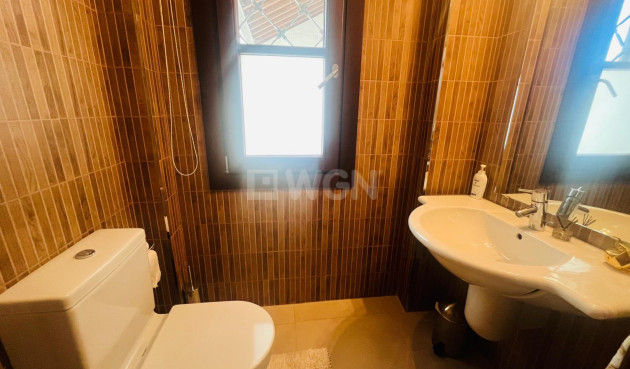 Odsprzedaż - Villa - Sucina - Inland