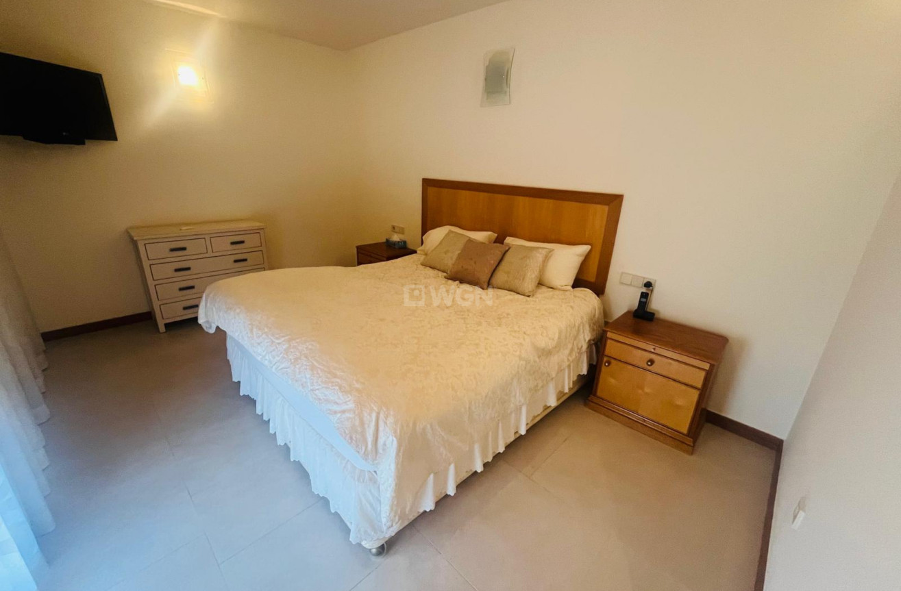 Odsprzedaż - Villa - Sucina - Inland