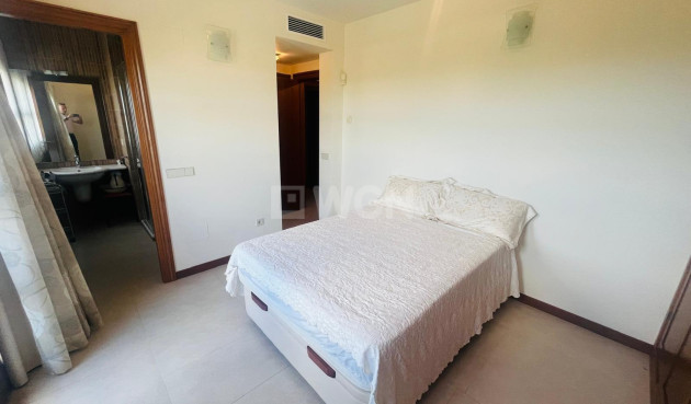 Odsprzedaż - Villa - Sucina - Inland