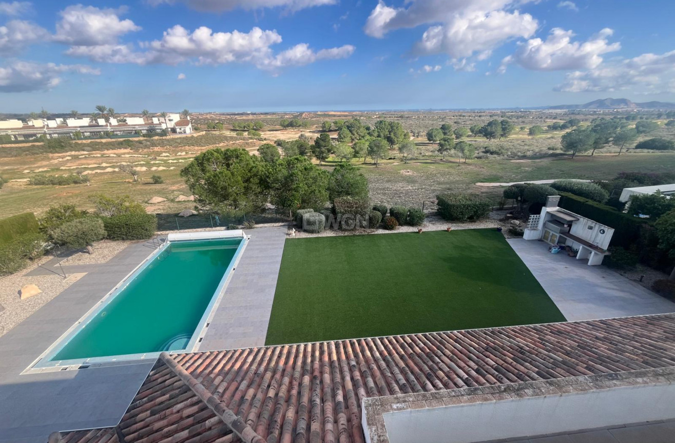 Odsprzedaż - Villa - Sucina - Inland