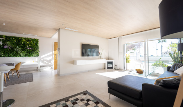 Odsprzedaż - Villa - Orihuela Costa - Costa Blanca