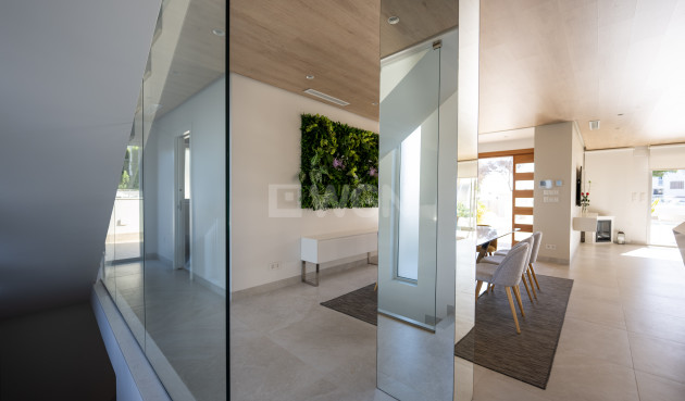 Odsprzedaż - Villa - Orihuela Costa - Costa Blanca