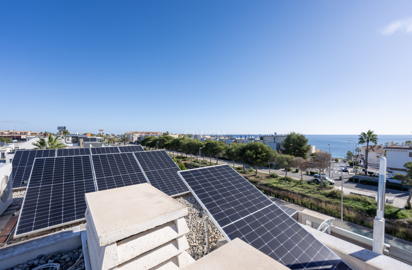 Odsprzedaż - Villa - Orihuela Costa - Costa Blanca