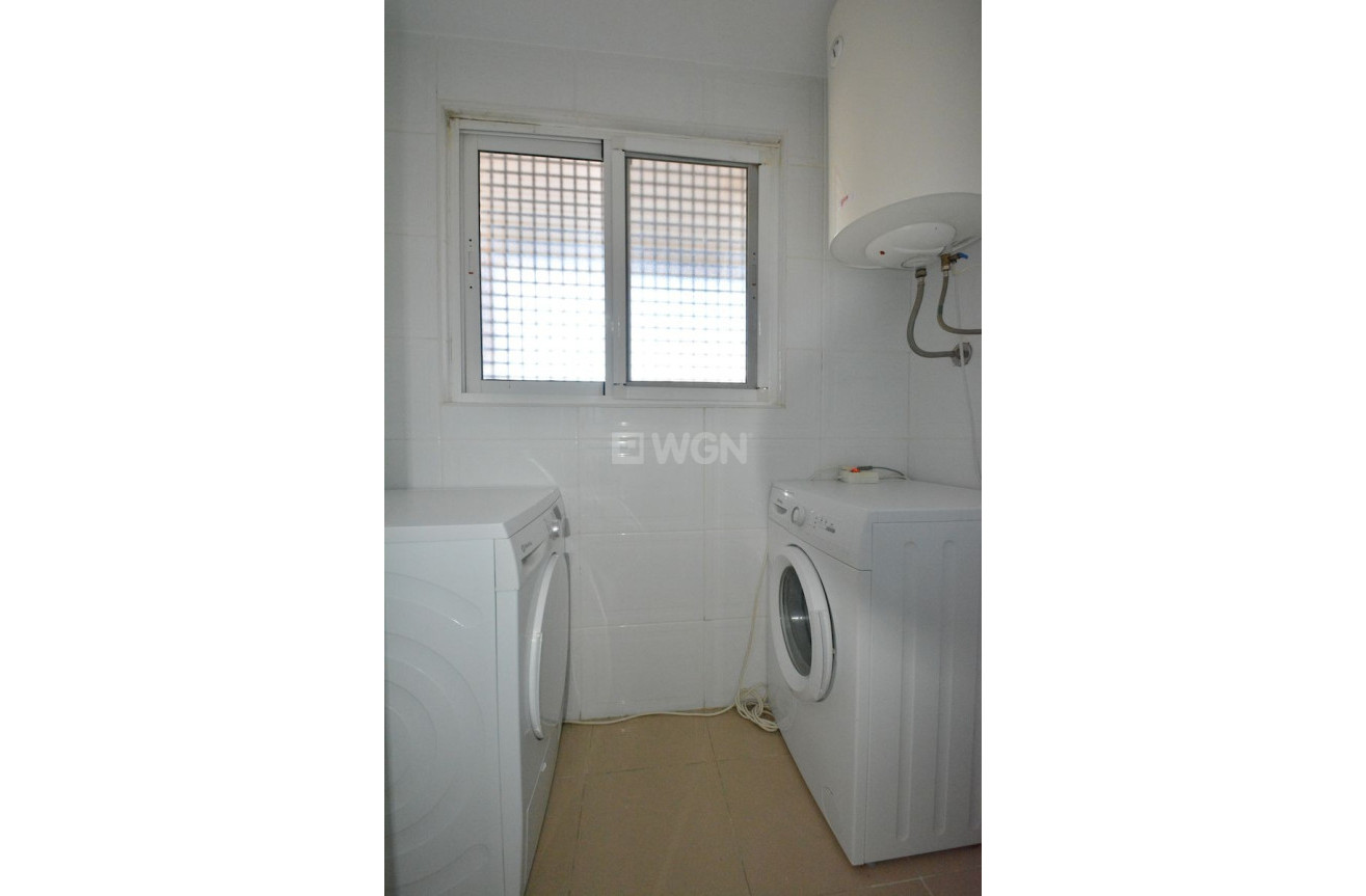 Odsprzedaż - Mieszkanie w bloku - Guardamar del Segura - Costa Blanca