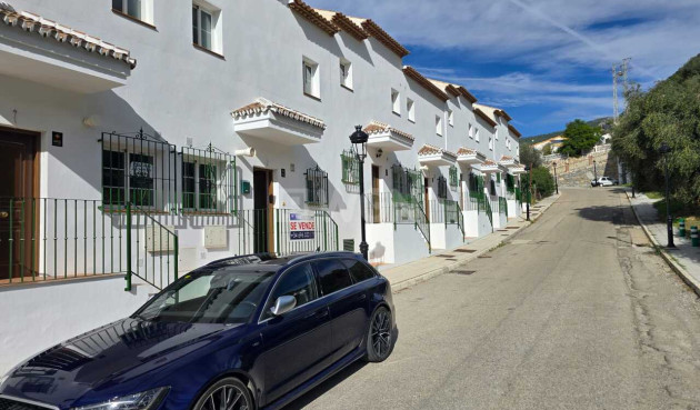 Odsprzedaż - Kamienica - Alcaucín - Inland