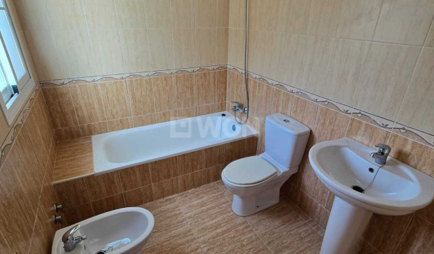 Odsprzedaż - Kamienica - Alcaucín - Inland