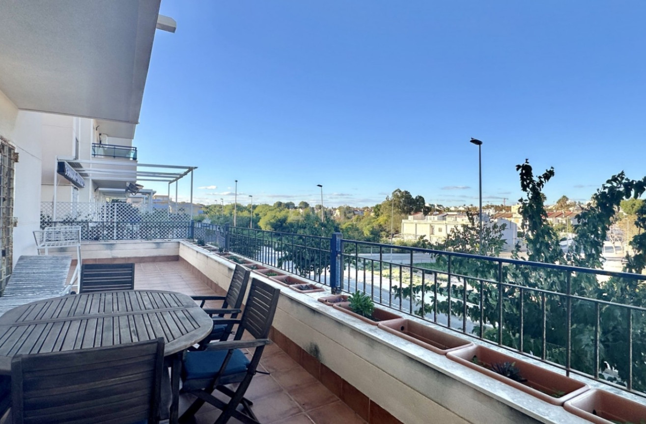 Odsprzedaż - Mieszkanie w bloku - Mil Palmeras - Costa Blanca