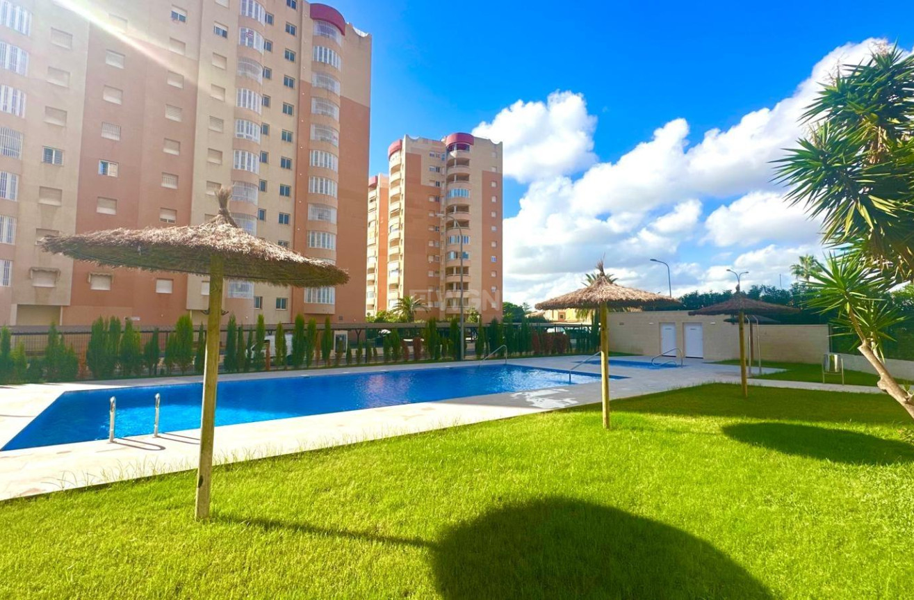 Wiederverkauf - Wohnung - Orihuela Costa - Campoamor