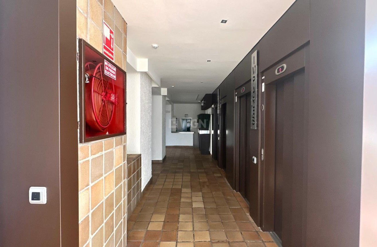 Wiederverkauf - Wohnung - Orihuela Costa - Campoamor