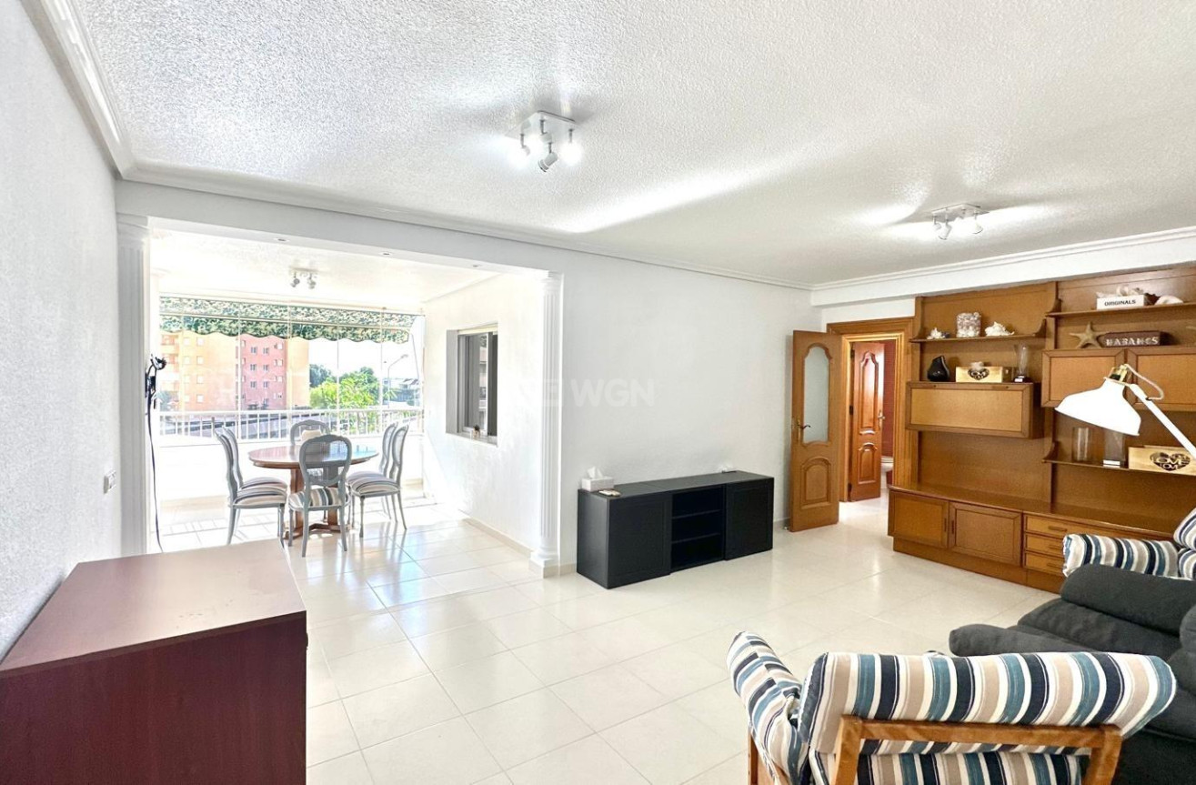 Wiederverkauf - Wohnung - Orihuela Costa - Campoamor