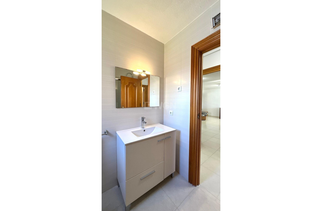 Wiederverkauf - Wohnung - Orihuela Costa - Campoamor