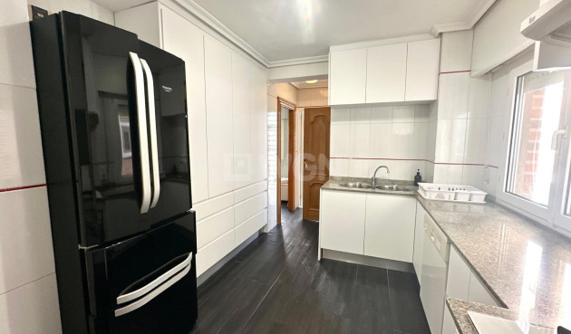 Wiederverkauf - Wohnung - Orihuela Costa - Campoamor