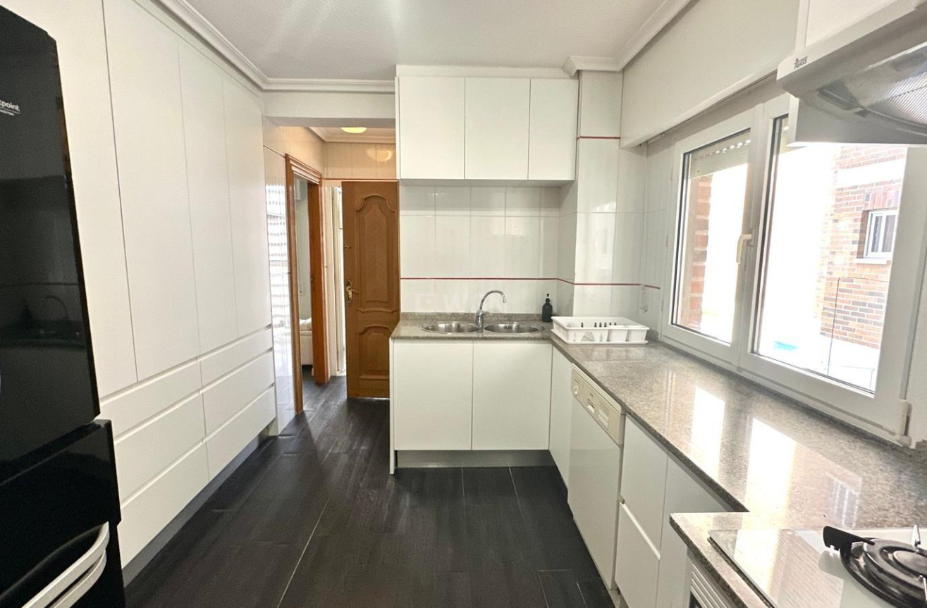 Wiederverkauf - Wohnung - Orihuela Costa - Campoamor