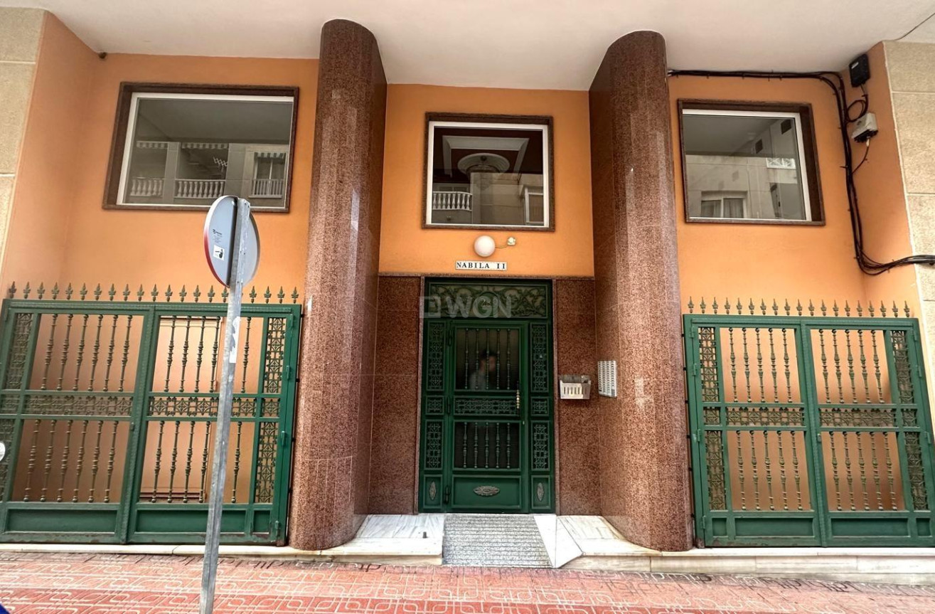 Reventa - Apartamento / piso - Torrevieja - Centro