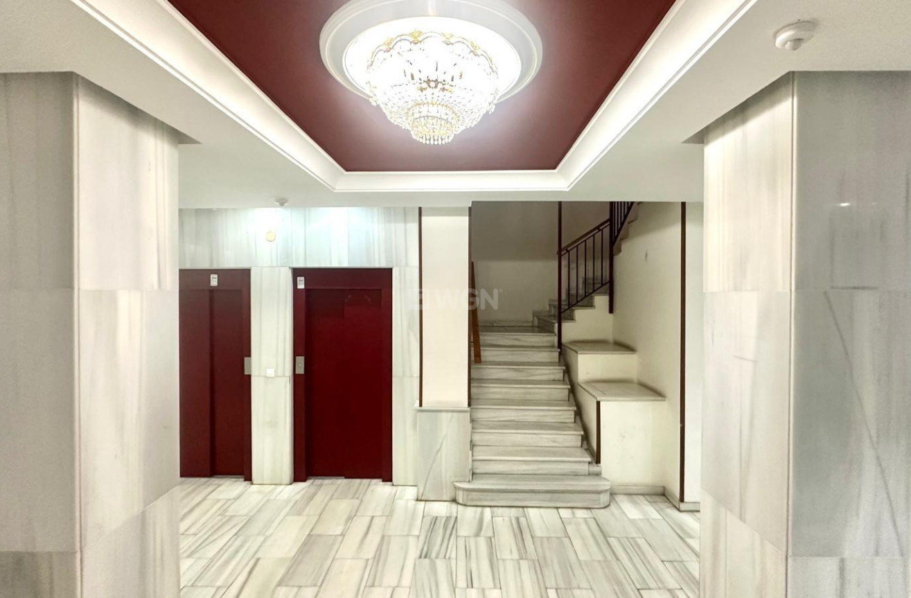 Reventa - Apartamento / piso - Torrevieja - Centro