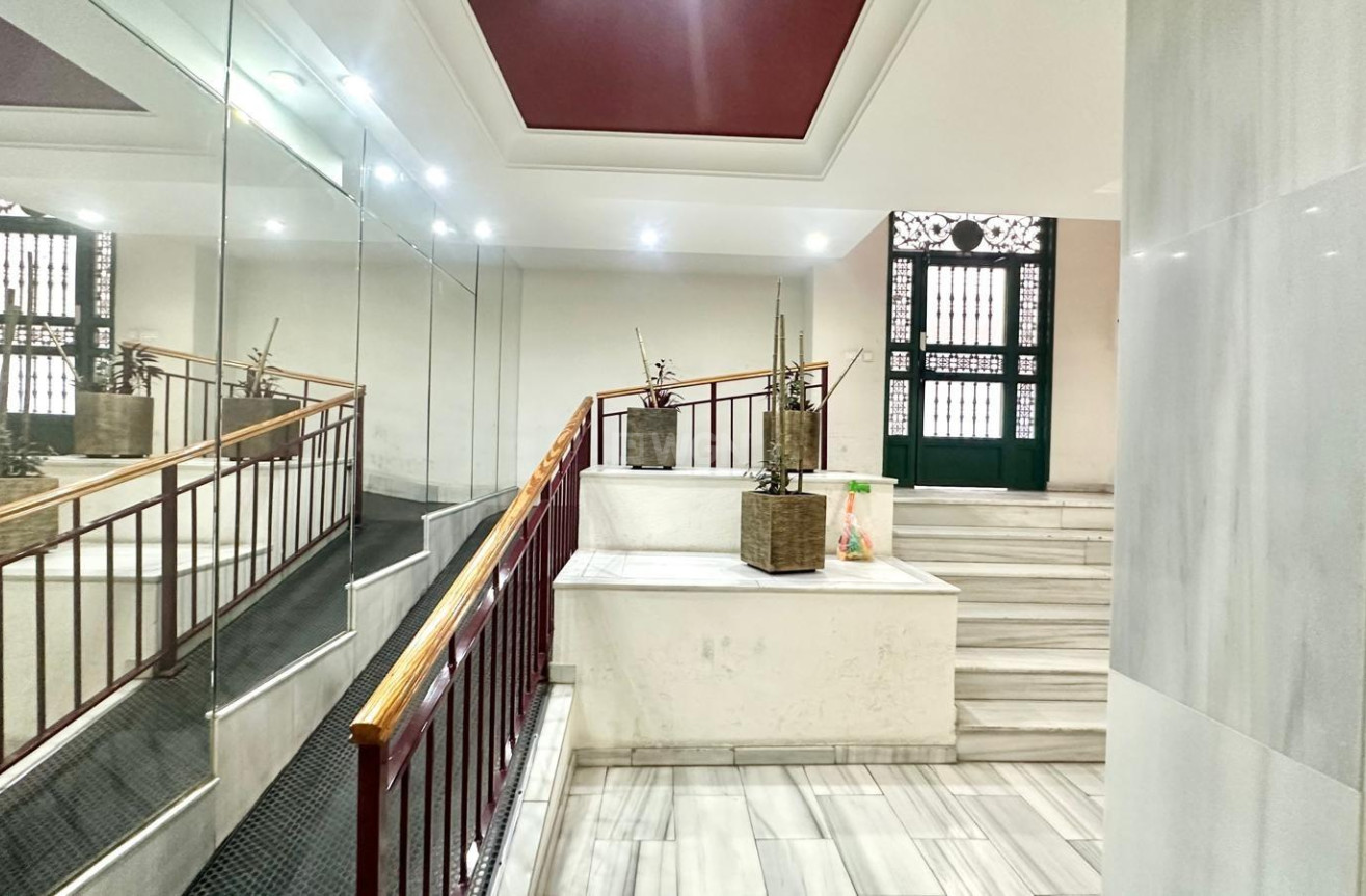 Reventa - Apartamento / piso - Torrevieja - Centro