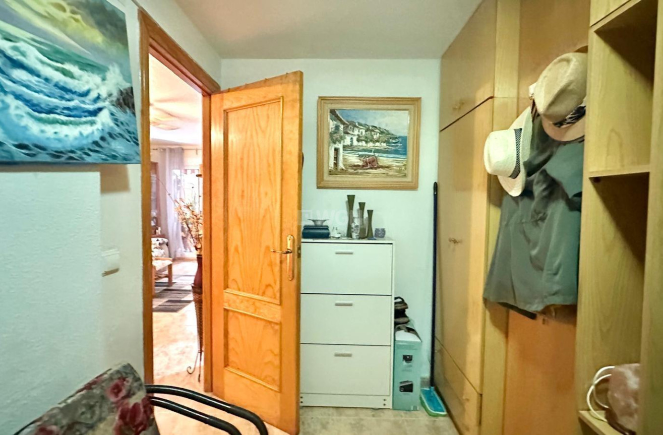 Reventa - Apartamento / piso - Torrevieja - Centro