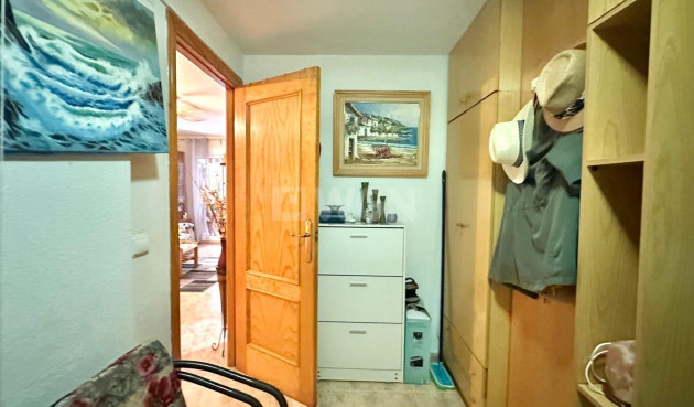 Reventa - Apartamento / piso - Torrevieja - Centro
