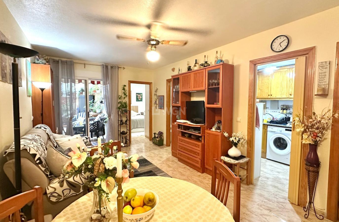 Reventa - Apartamento / piso - Torrevieja - Centro