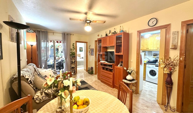 Reventa - Apartamento / piso - Torrevieja - Centro