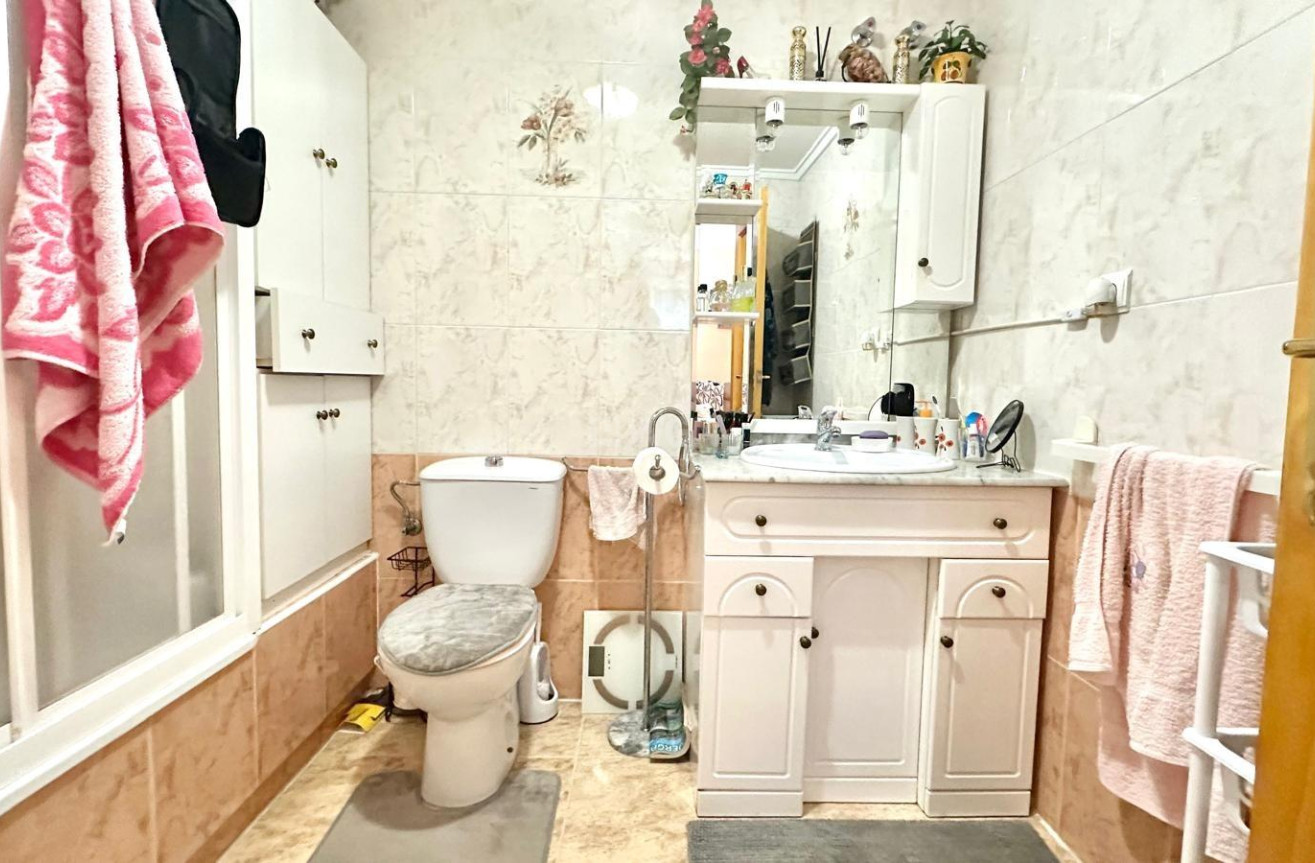 Reventa - Apartamento / piso - Torrevieja - Centro