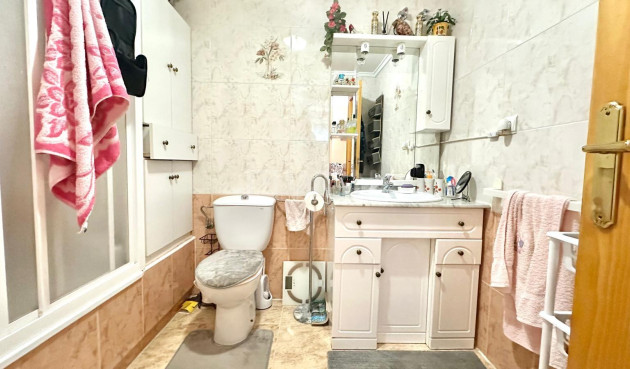 Reventa - Apartamento / piso - Torrevieja - Centro