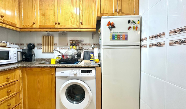 Reventa - Apartamento / piso - Torrevieja - Centro