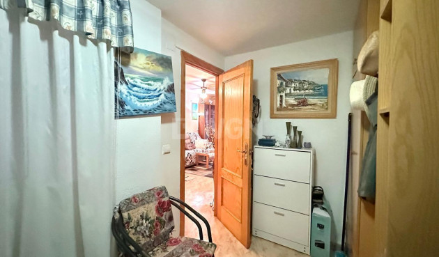 Reventa - Apartamento / piso - Torrevieja - Centro