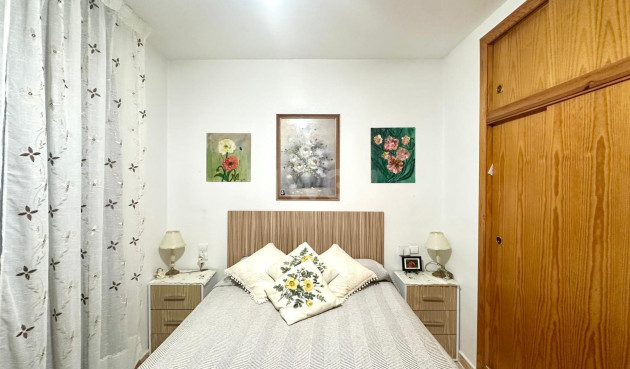 Reventa - Apartamento / piso - Torrevieja - Centro