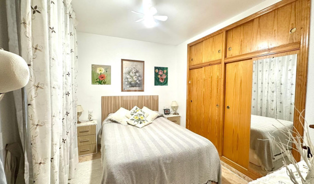 Reventa - Apartamento / piso - Torrevieja - Centro