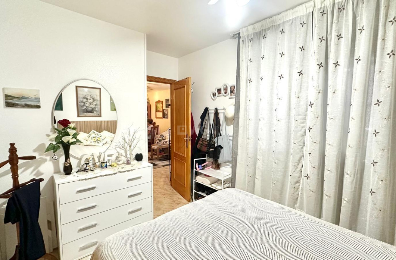 Reventa - Apartamento / piso - Torrevieja - Centro