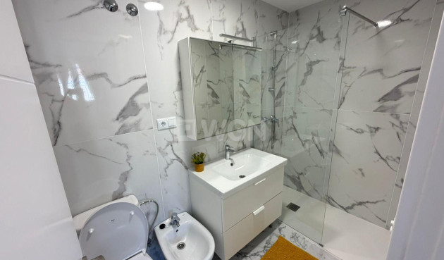 Odsprzedaż - Villa - Torrevieja - Cabo Cervera