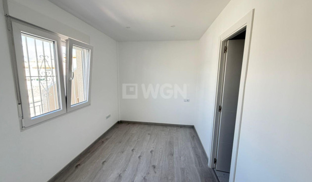 Odsprzedaż - Villa - Torrevieja - Cabo Cervera