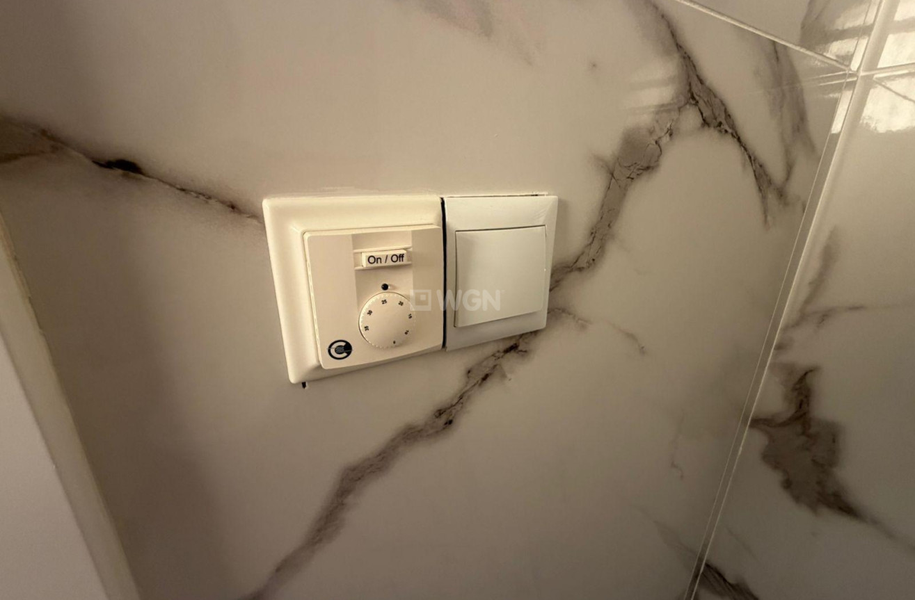 Odsprzedaż - Villa - Torrevieja - Cabo Cervera