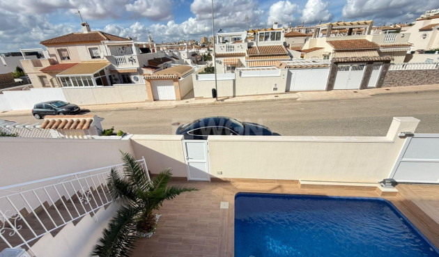 Odsprzedaż - Villa - Torrevieja - Cabo Cervera