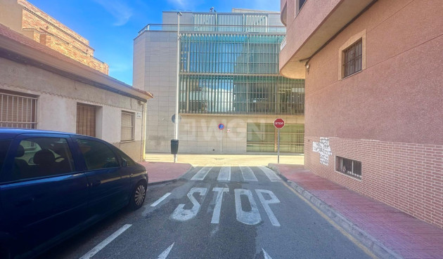 Resale - Apartment / flat - Torrevieja - La Mata