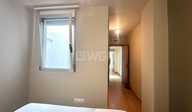 Resale - Apartment / flat - Torrevieja - La Mata